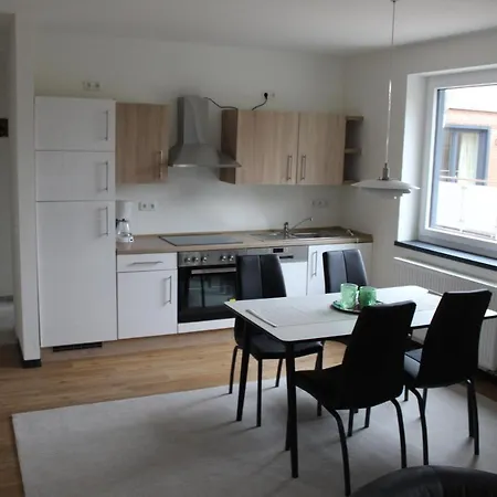 Duenenhaus 2 *
