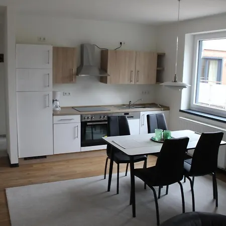 Duenenhaus 2 *